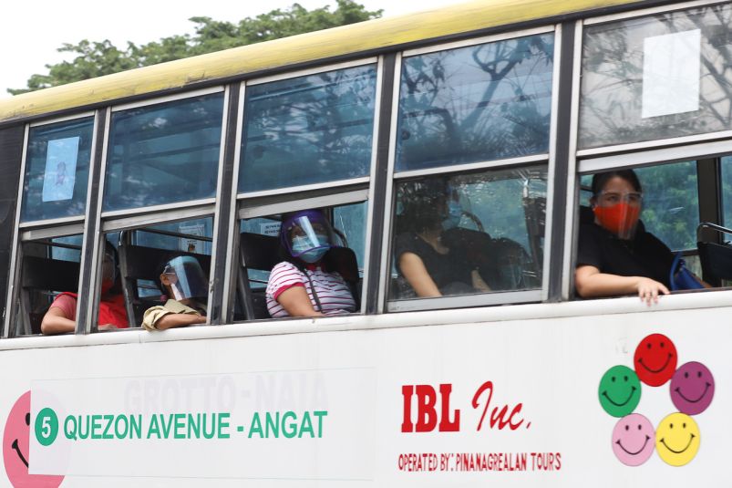 IATF OKs proposal to reduce physical distancing in PUVs image