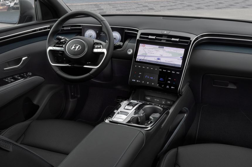 Compare and contrast: Hyundai Tucson generations back to back image