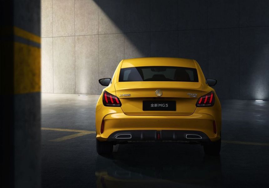 2021 MG5 looks like a Mercedes-AMG in yellow image