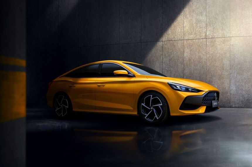 2021 MG5 looks like a Mercedes-AMG in yellow image