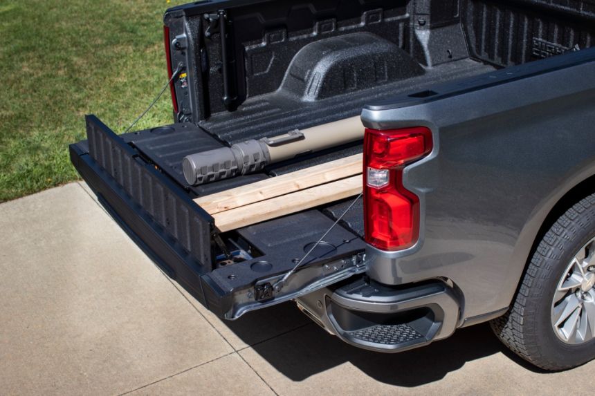 Chevy Multiflex Tailgate image