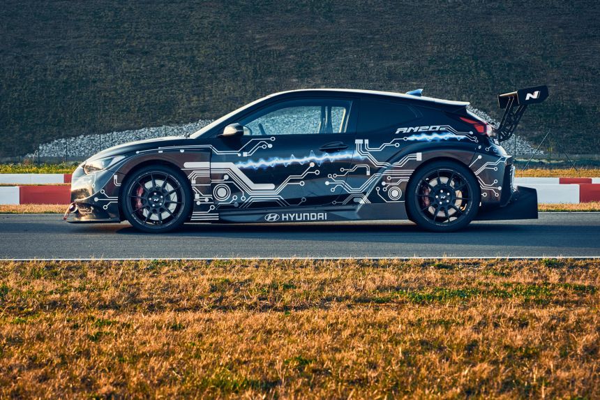 Hyundai RM20e is an electric Veloster N with 810 HP image