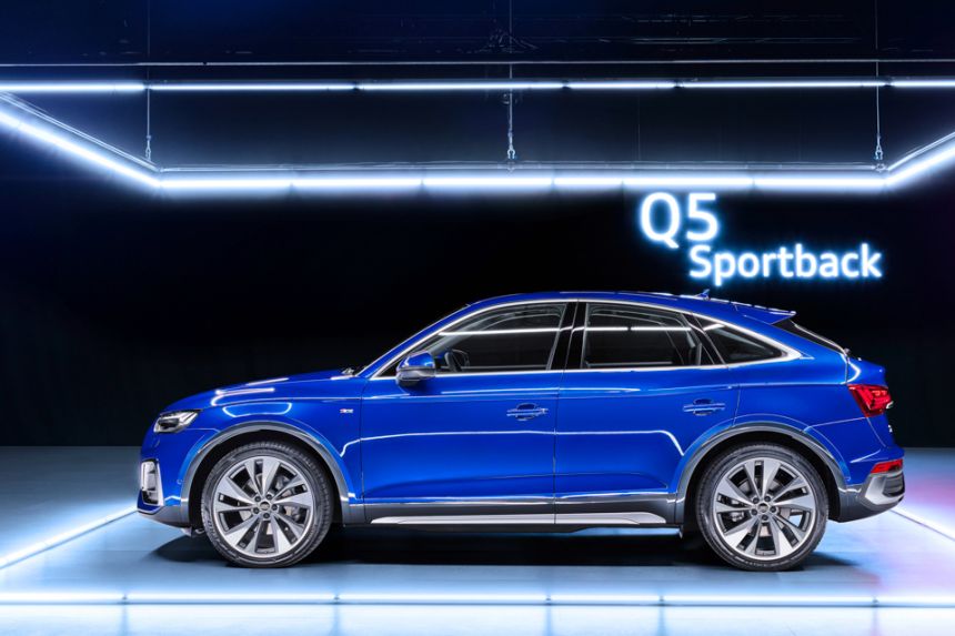 Audi nailed the coupe-crossover look with 2021 Q5 Sportback image
