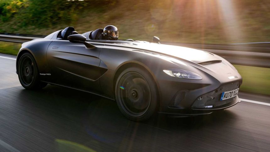 Aston Martin V12 Speedster is James Bond