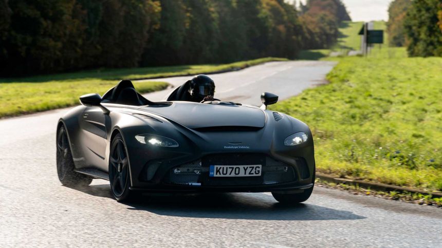 Aston Martin V12 Speedster is James Bond