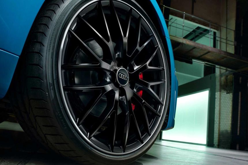 Audi TT S Line Competition image