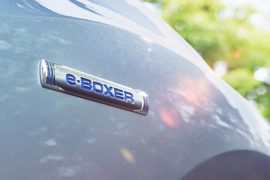 Subaru Impreza hatchback e-boxer can do 19.2 km/L image