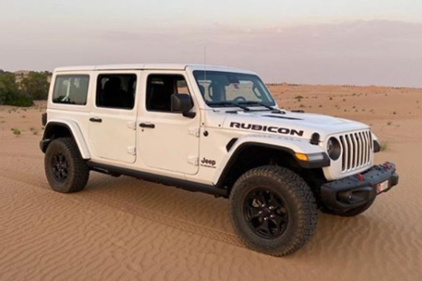 This Jeep Gladiator was reborn as 7-seat SUV for a Sheikh image