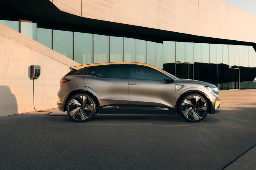 Renault Megane eVision concept is one stylish electric hatchback image