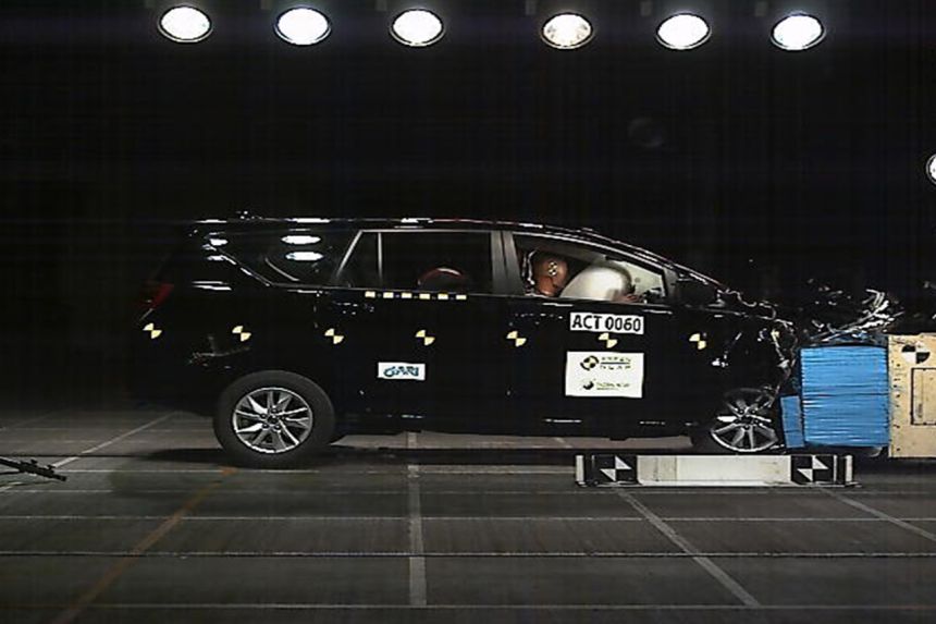 2021 Toyota Innova scores perfect five-star rating from ASEAN NCAP image