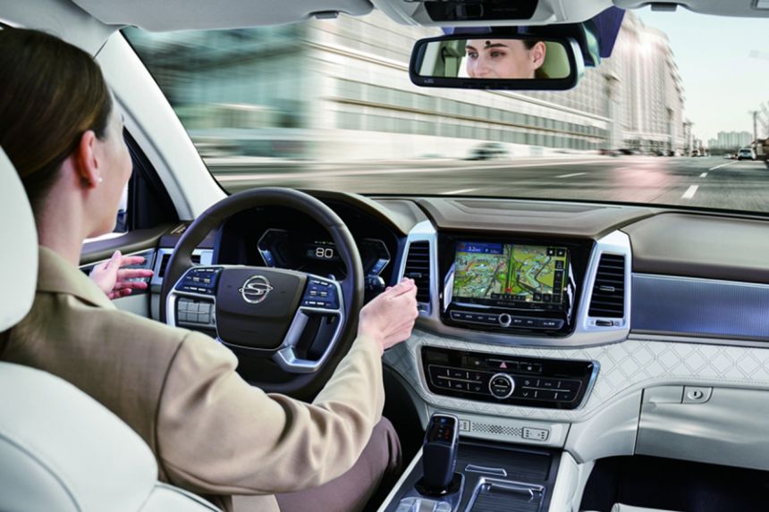 2021 Ssangyong Rexton is your Korean alternative to Fortuner, Terra image