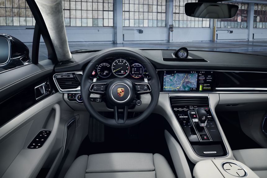 2021 Porsche Panamera Turbo S E-hybrid: the ultimate hybrid sedan? image