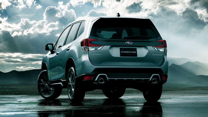 Subaru revives Forester XT with new 177 HP engine image