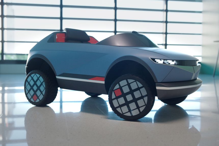 Hyundai&rsquo;s smallest EV is the perfect Christmas gift for kids image