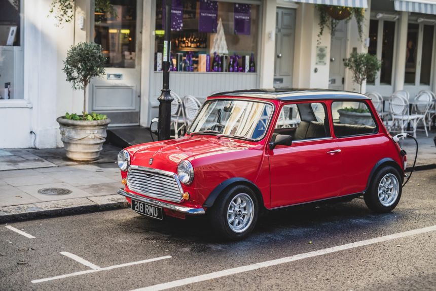 This British company sells &ldquo;bolt-on&rdquo; EV conversion for classic Mini image