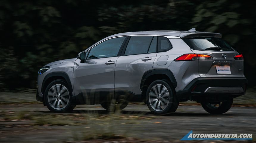 2021 Toyota Corolla Cross 1.8 V Hybrid image