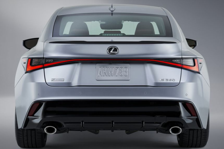 2021 Lexus IS coming to PH this November 21 image
