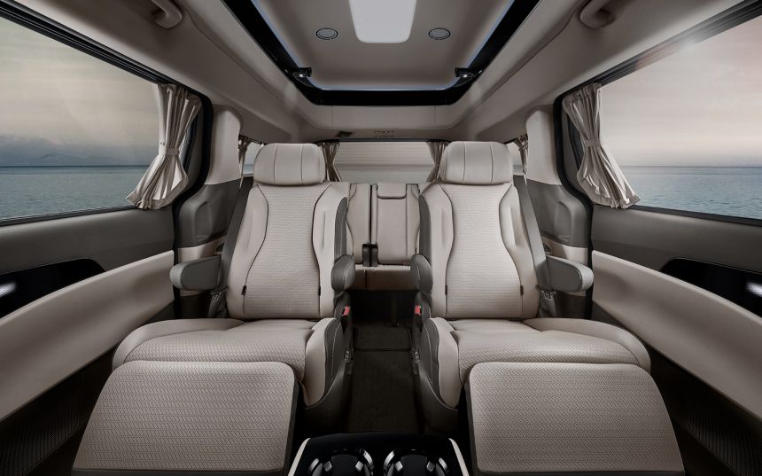 Kia Carnival Hi Limousine wants to take on the Toyota Alphard image