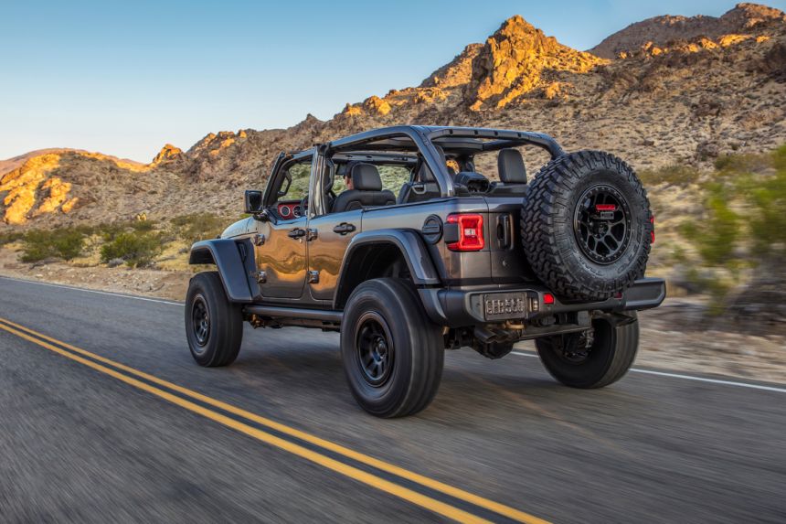 Jeep will actually sell Wrangler with a 470 HP V8 engine image