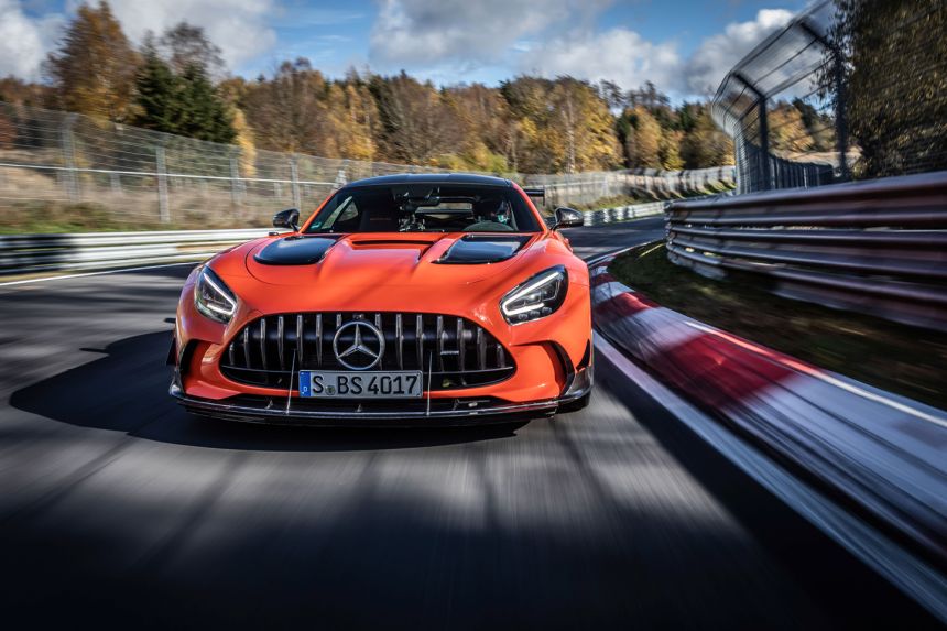 Mercedes-AMG GT Black Series swipes Lamborghini