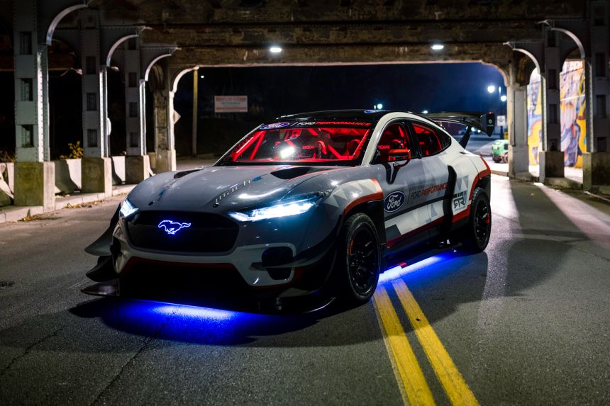 Ford shows us how to modify Bronco, Bronco Sport, F-150, Ranger image