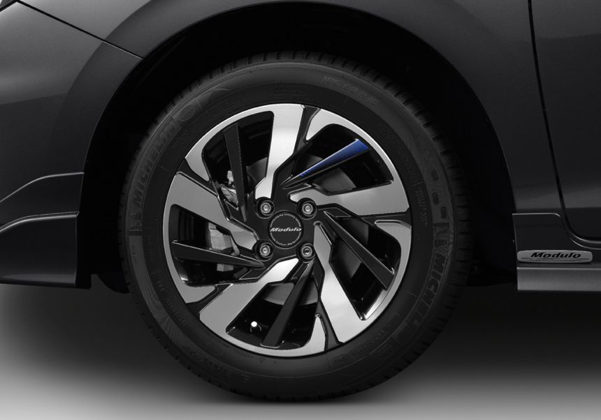 Honda jazzes up the City Hatchback with Modulo kit image
