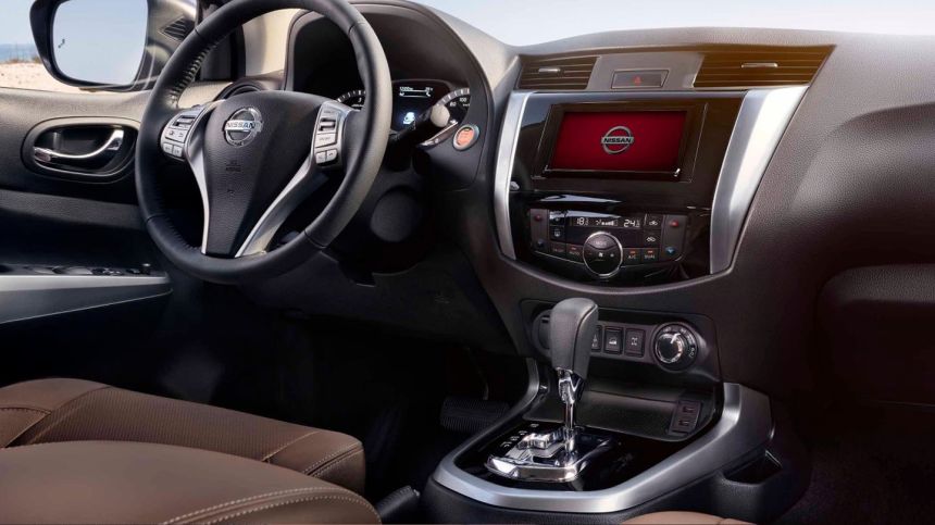Nissan Terra image