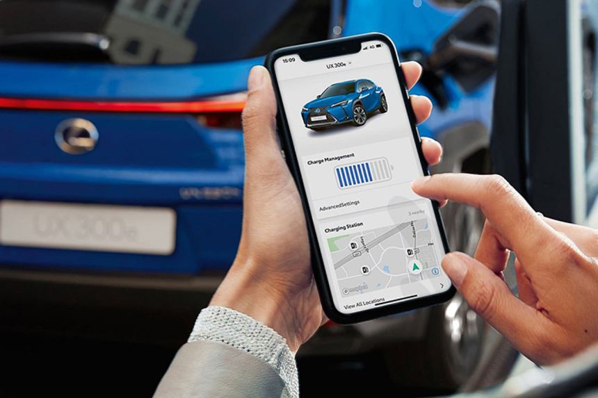 Lexus UX300 e Indonesia image