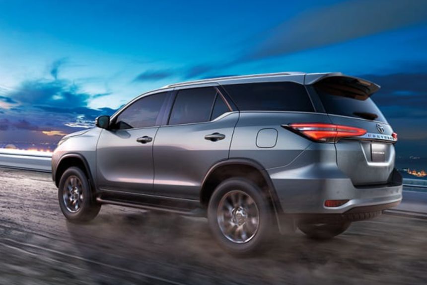 2021 Toyota Fortuner V6: Worth the extra gas bills? image