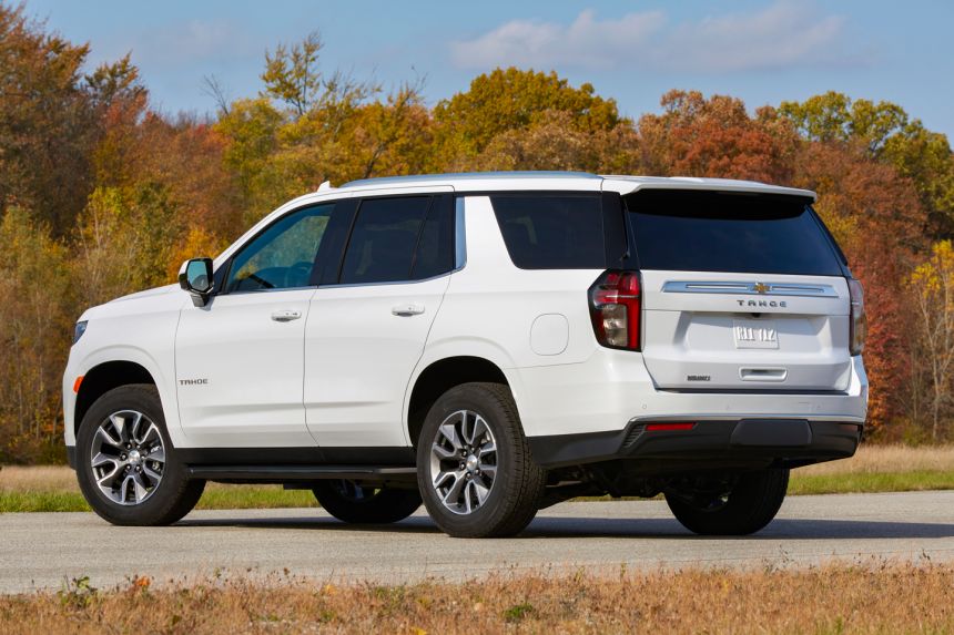 2021 Chevrolet Tahoe, Suburban diesel can do 11km/L image