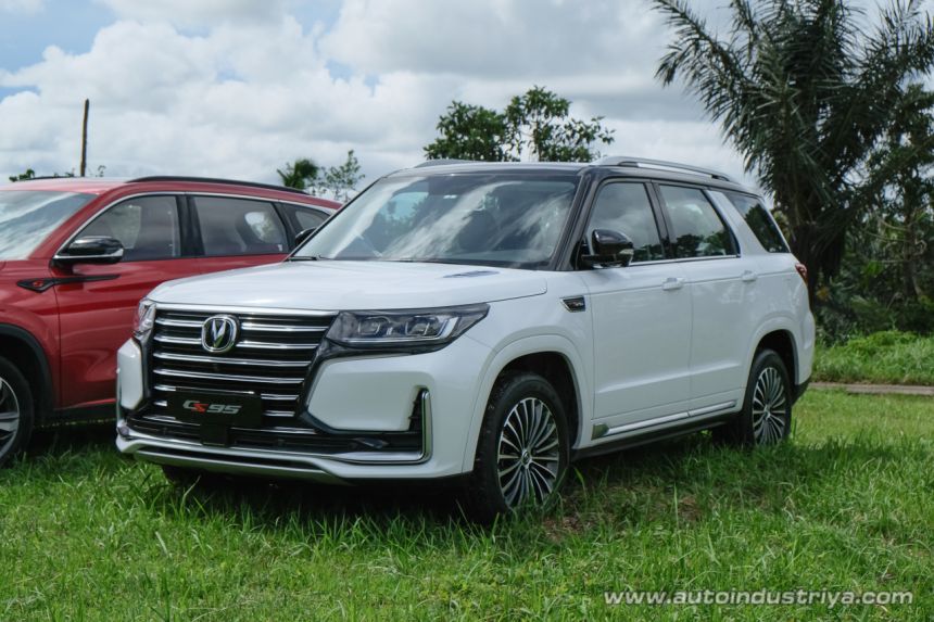 Shangan Halsvin and the gang image