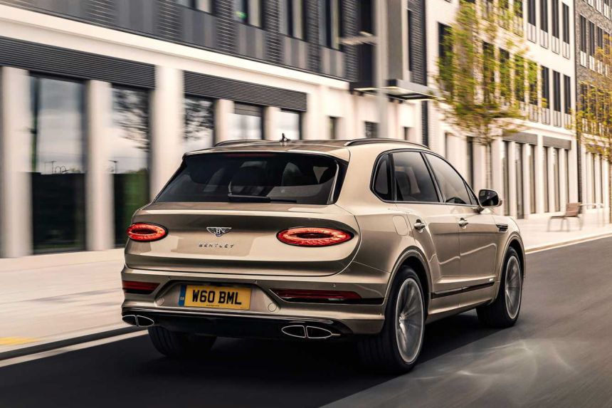 Bentley goes green with 2021 Bentayga Hybrid image