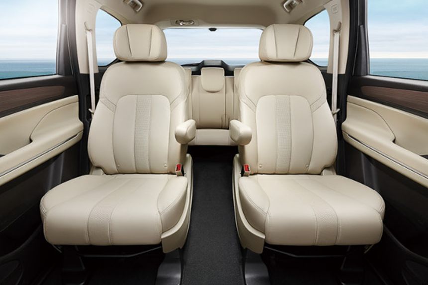 Can the 2021 GAC GN6 take on Maxus G50 in PH? image