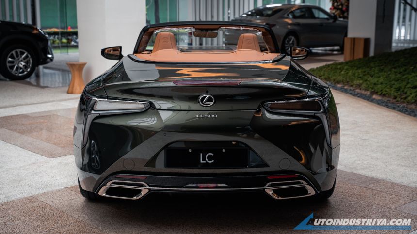 Lexus LC500 Convertible image