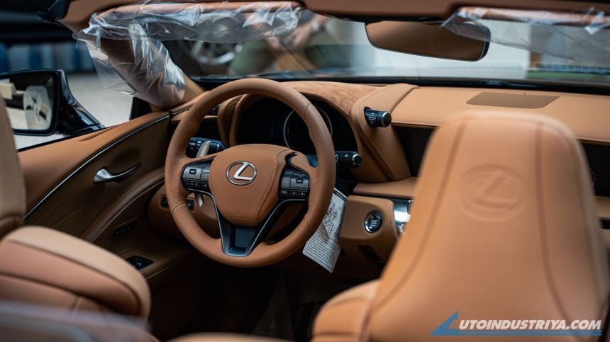 Lexus LC500 Convertible image