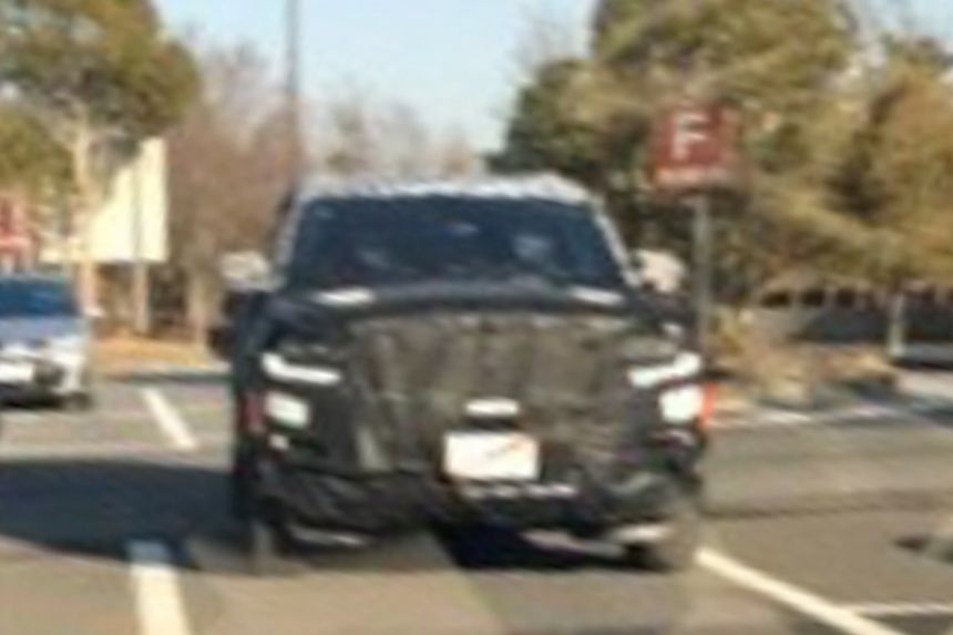 Is this the 2022 Toyota Land Cruiser? image