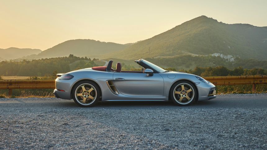 Special edition Porsche Boxster 25 is a blast from the past image