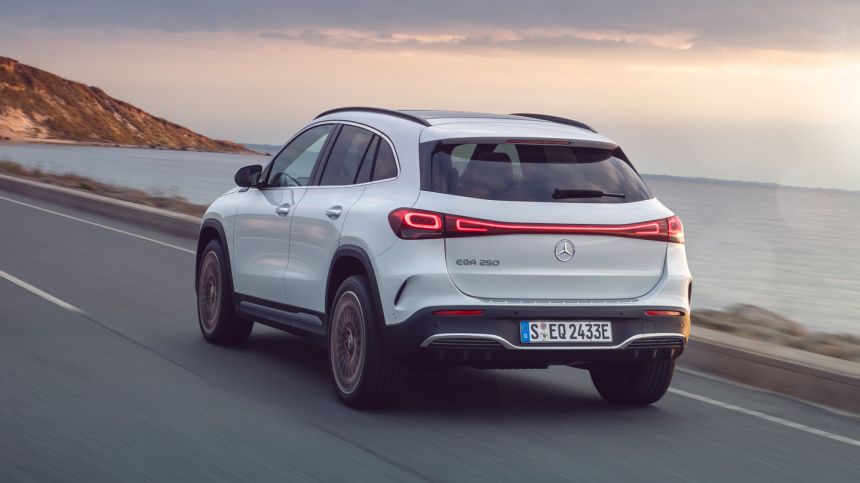 2021 Mercedes-Benz EQA is an electric GLA with 486km range image