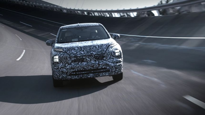 Next-gen Mitsubishi Outlander can go off-road like the Pajero image