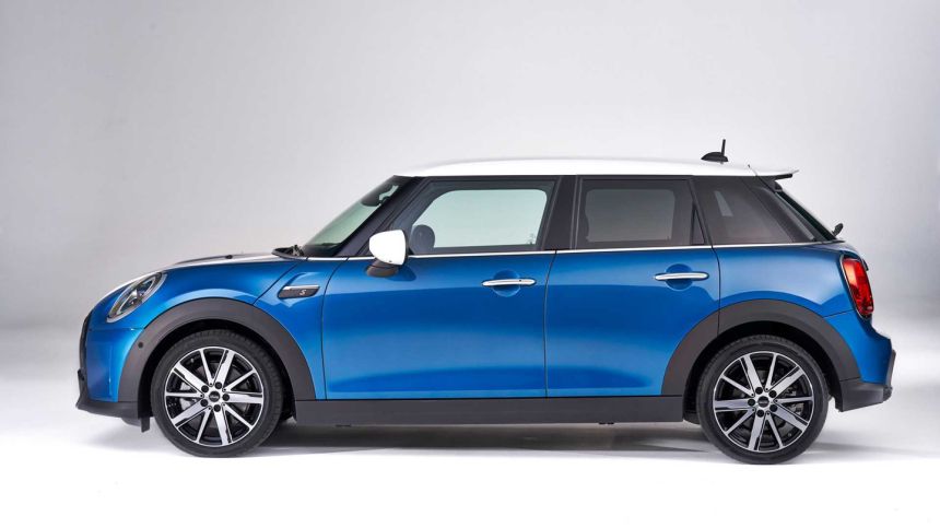 Refreshed 2021 Mini Cooper looks even cuter than before image