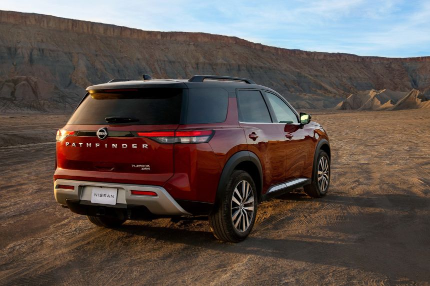 2022 Nissan Pathfinder crossover looks like a proper SUV image