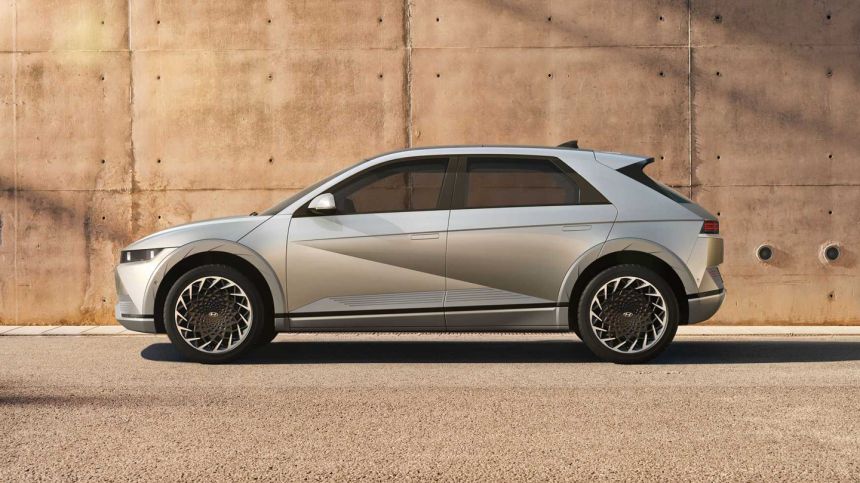 Hyundai Ioniq 5 is a retro EV crossover with up to 480km range image