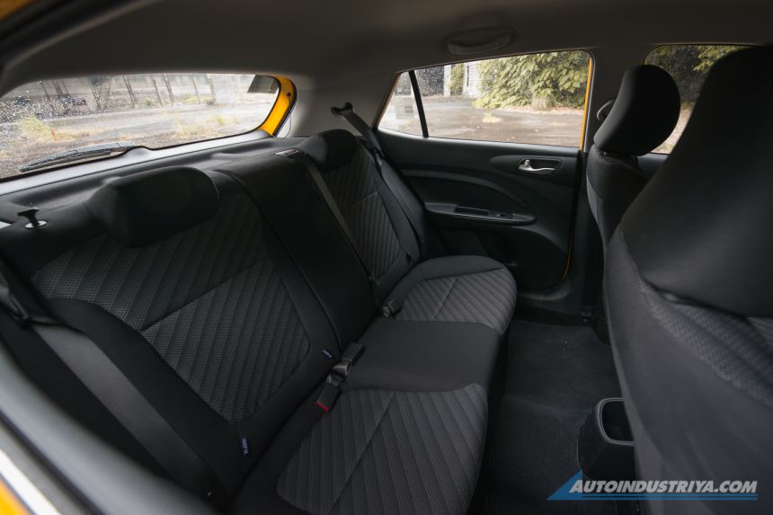 2021 Kia Stonic EX AT image