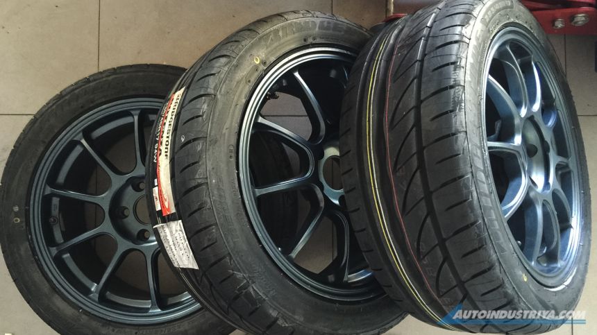 Tire companies speak up: MVIS 5-year max tire age unfair, negligent image