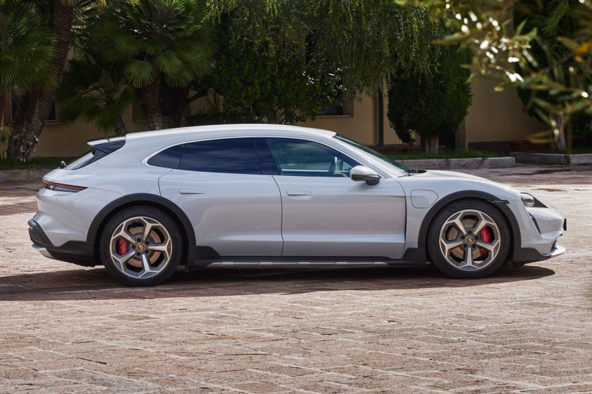 Porsche Taycan Cross Turismo barges in on Tesla