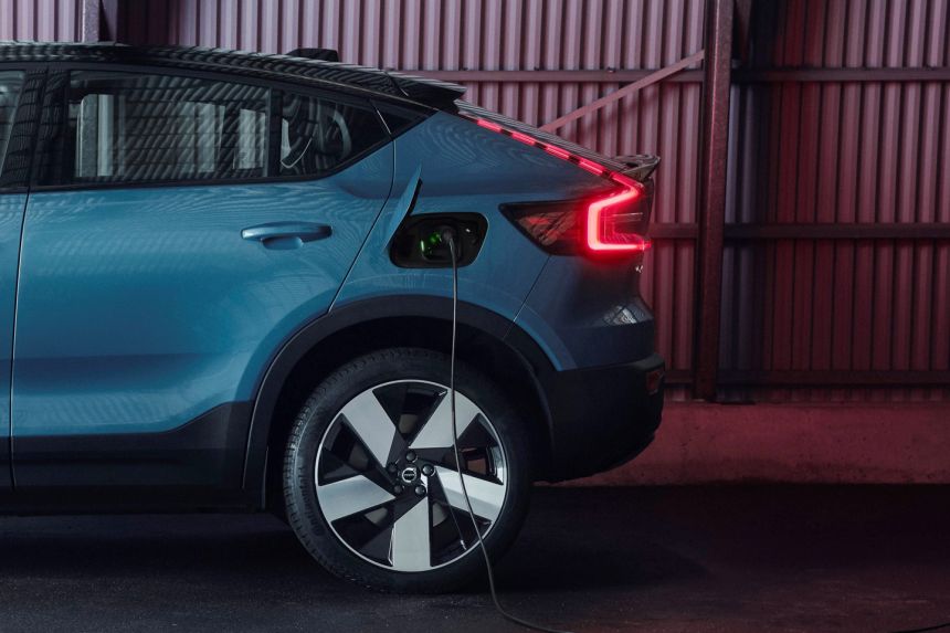 Goodbye combustion engine: Volvo is going full electric by 2030 image