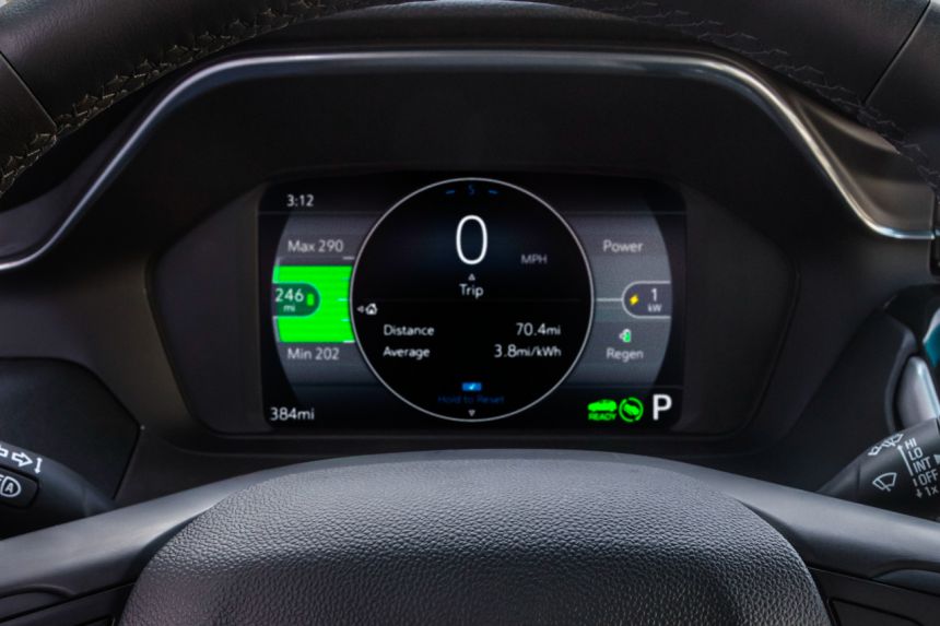 Will the Chevrolet Bolt EUV make sense in the Philippines? image