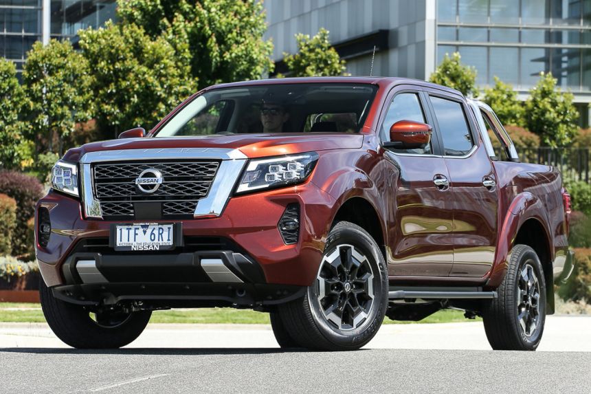 2021 Nissan Navara VL 4x4 image