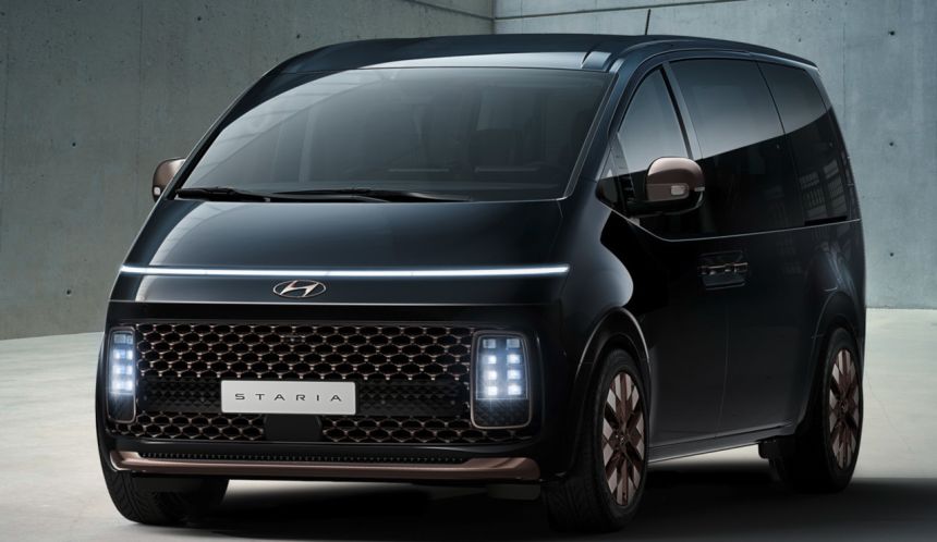 From gray market to best-seller: Hyundai Starex through the years image