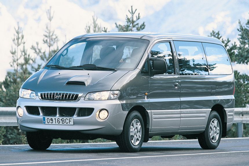 From gray market to best-seller: Hyundai Starex through the years image